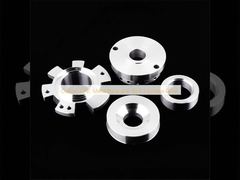 Parti metalliche CNC personalizzate con finitura superficiale Ra 0.1