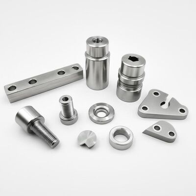 Buon prezzo Parti metalliche lavorate CNC di precisione con precisione ±0,01 mm e fresatura CNC a 5 assi certificata ISO 9001 in linea