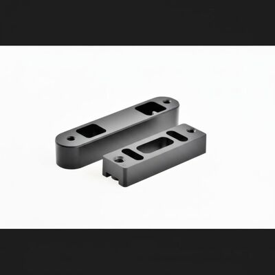 Buon prezzo Parti in plastica lavorati a CNC personalizzabili e lavorati con precisione, durevoli, per il settore automobilistico ed elettronico in linea